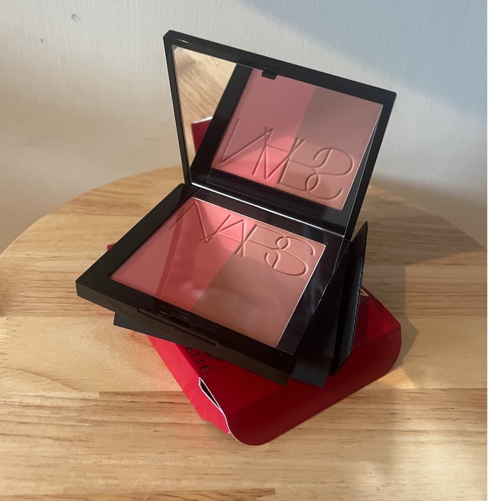 NARS Limited Edition Claudette Cheek Duo blush made in Italy NWT - Picture 4 of 7